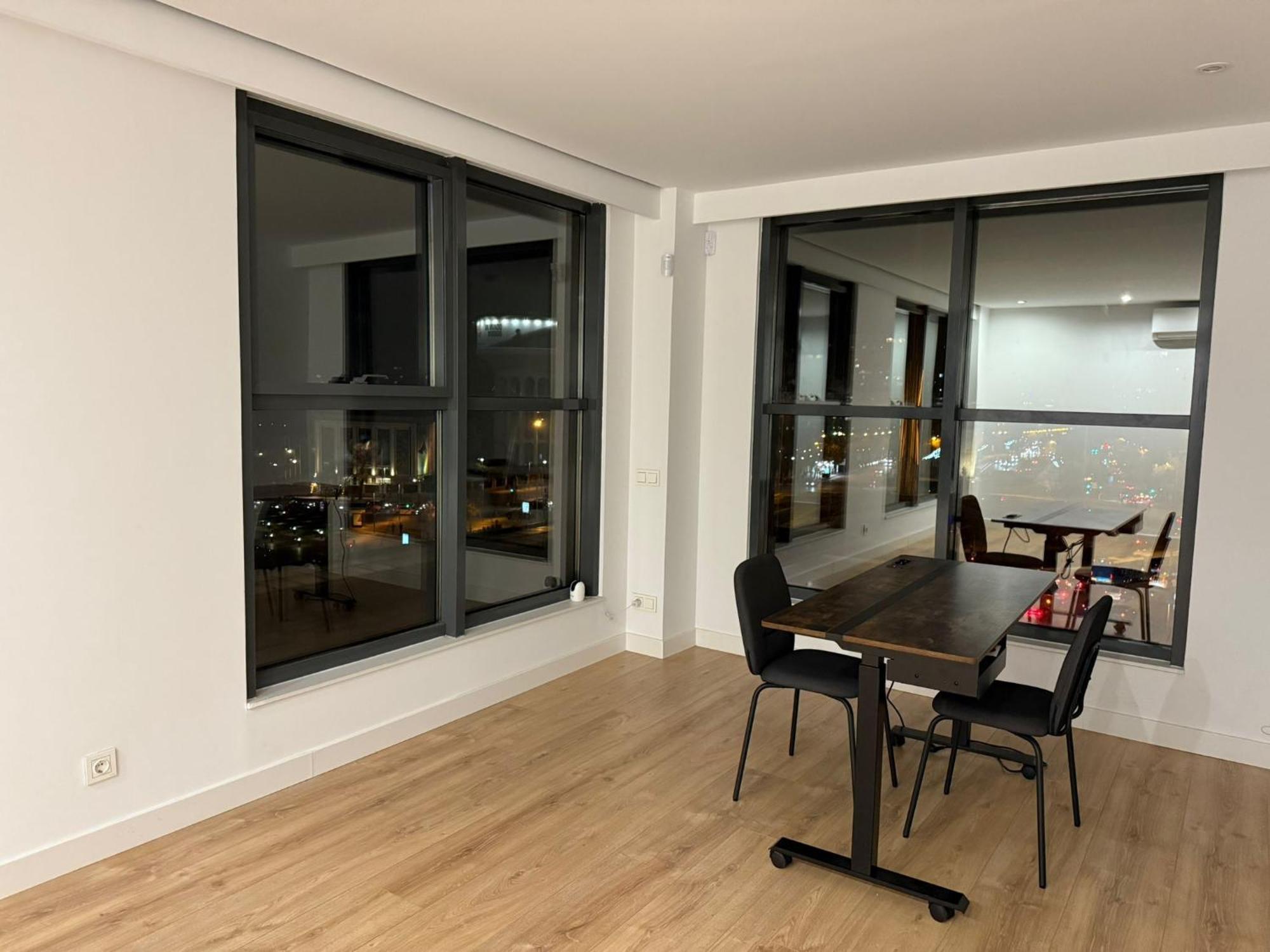 To Room Madrid Castellana Exterior photo